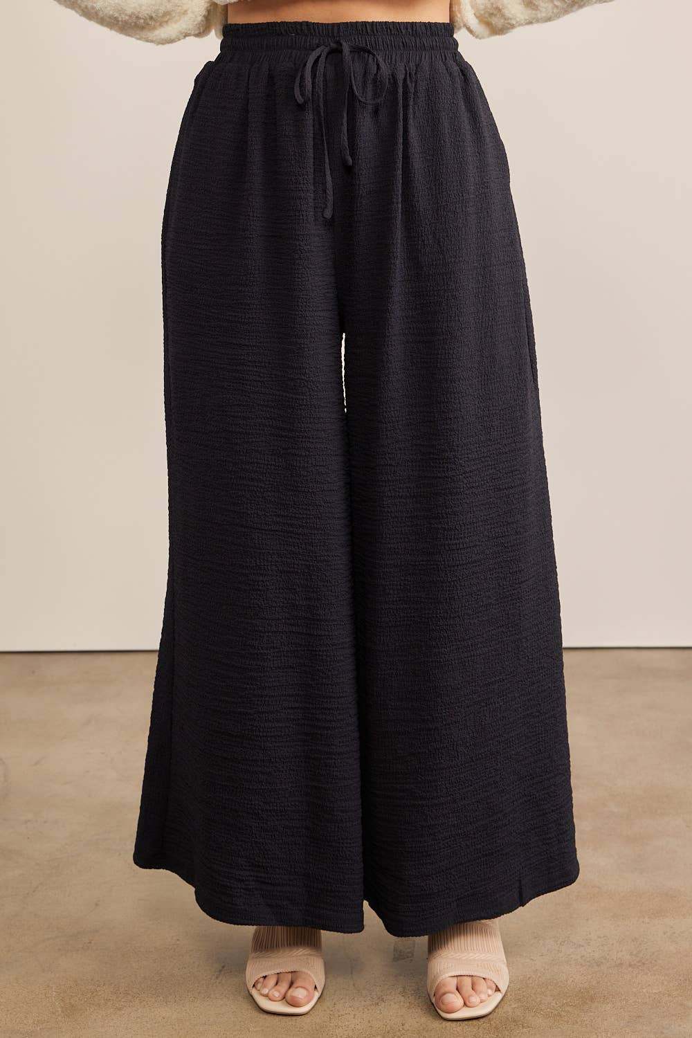 Textured Wide Leg Pants