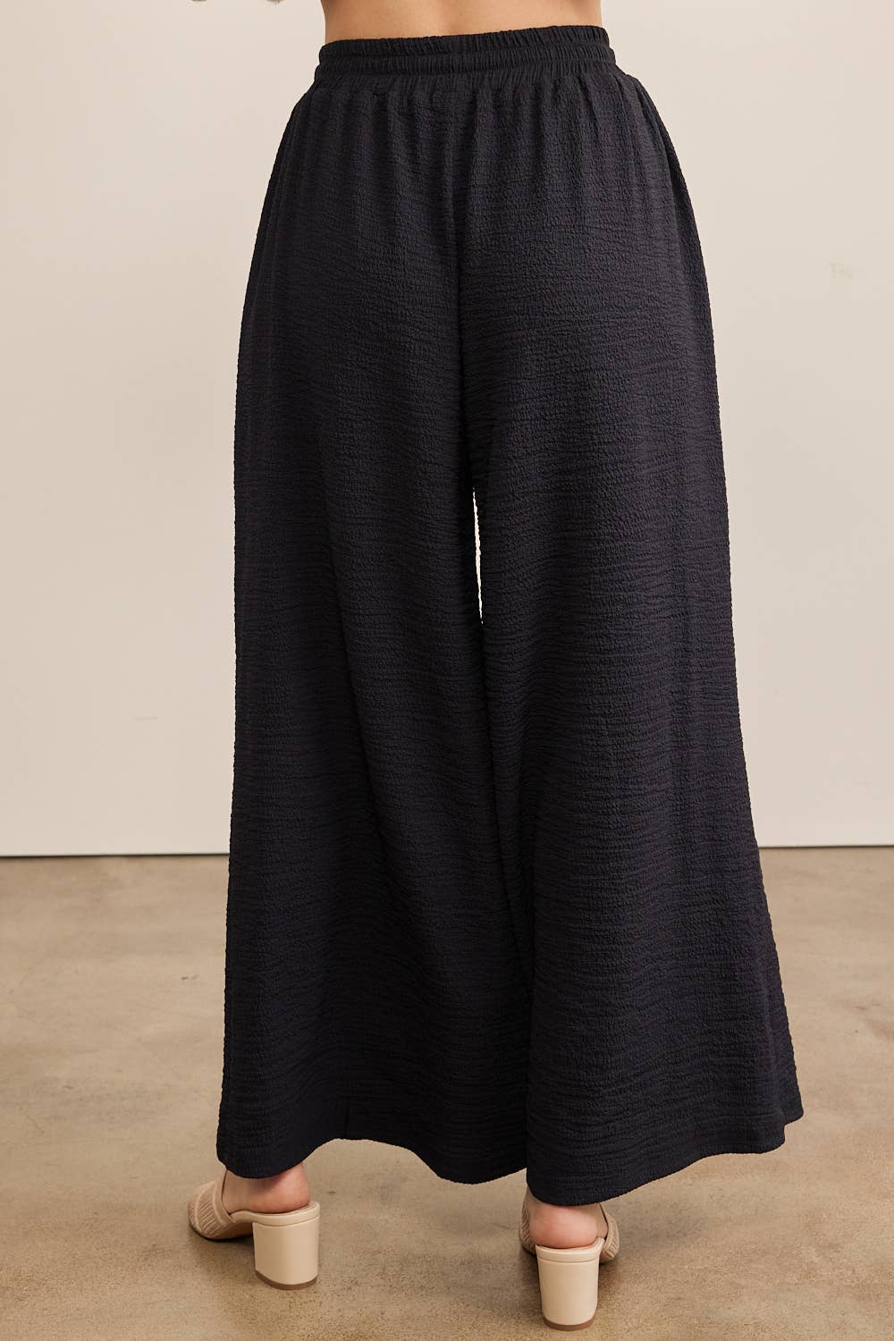 Textured Wide Leg Pants