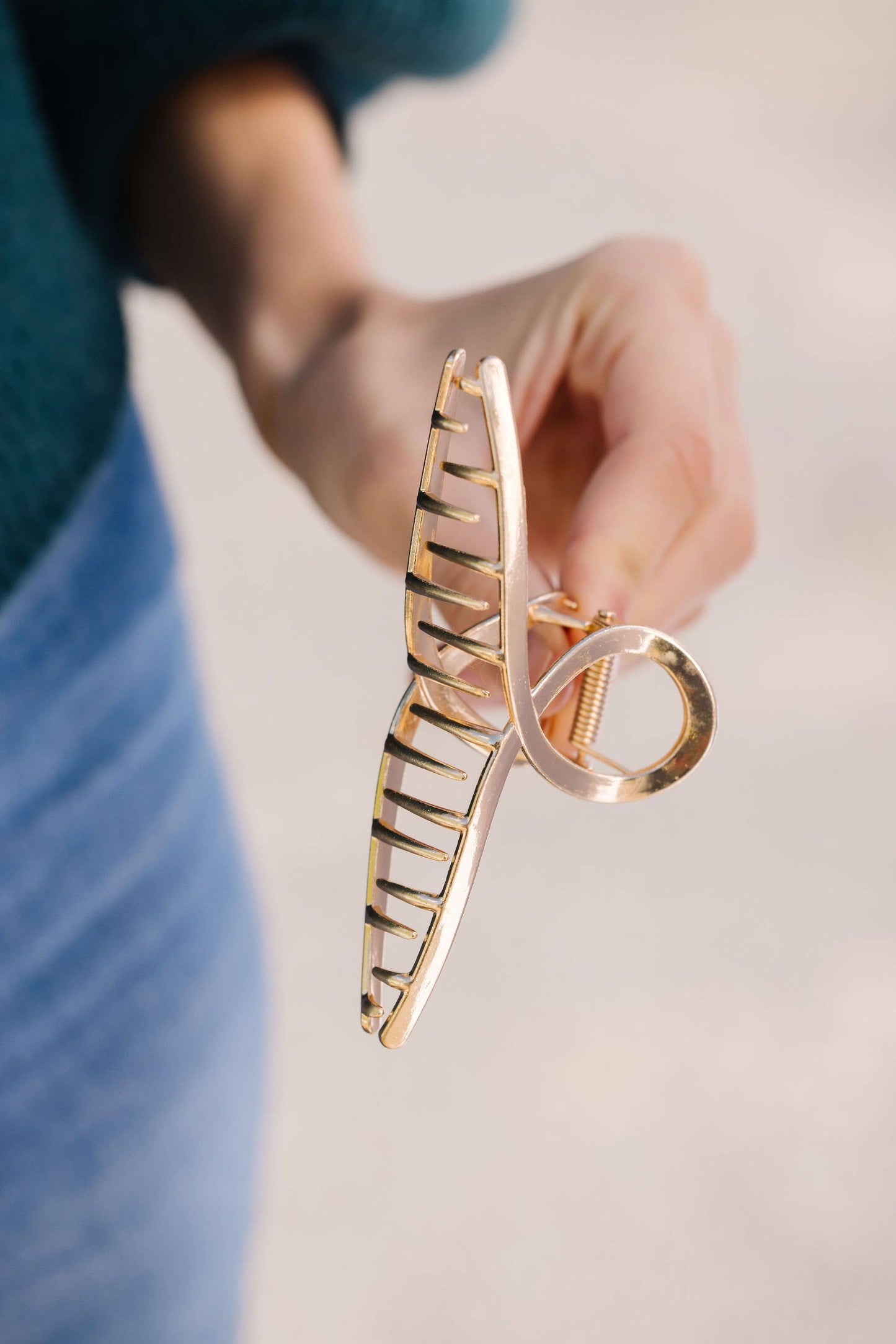 Gold Swirl Claw Clip