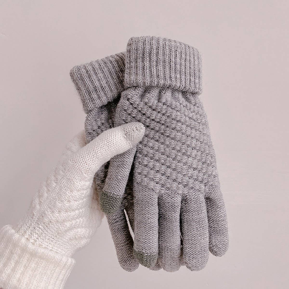 Knit Gloves