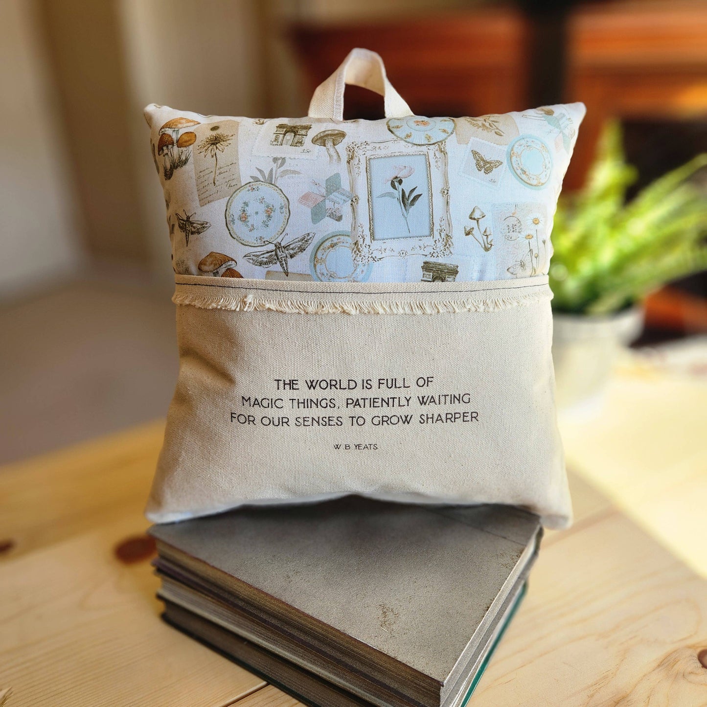 The World is Full of Magic Things, Yeats, ephemera print