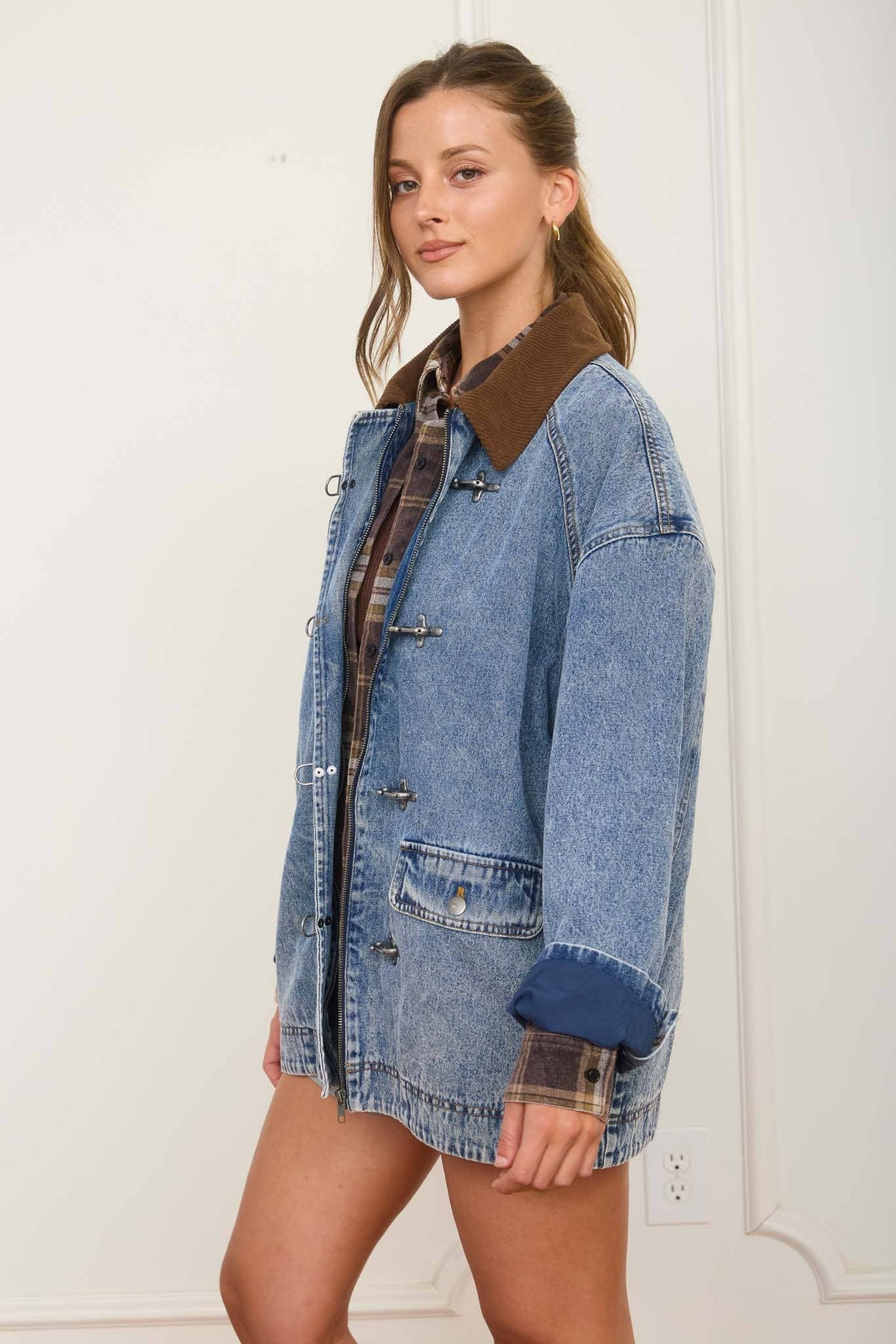 Contrast Collar Latch Hook Washed Jacket