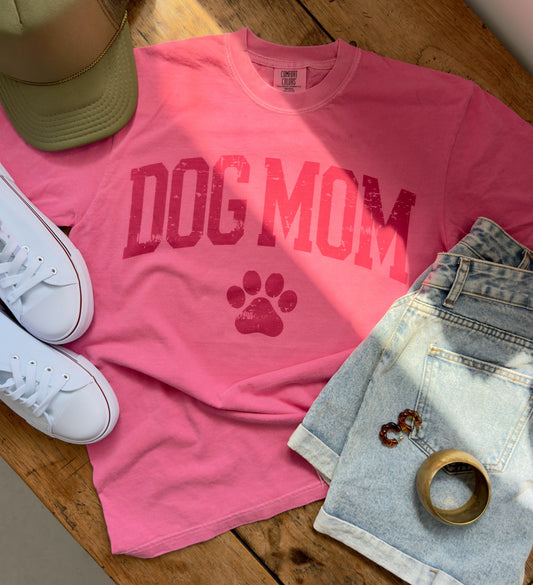 Dog Mom Paw Tee